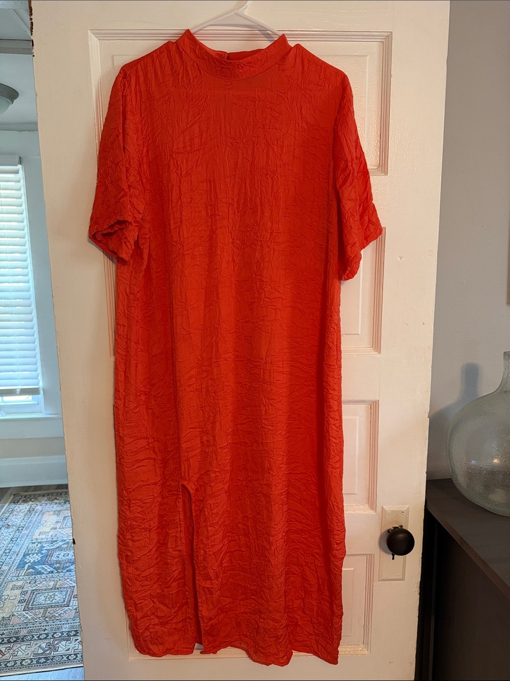 Relaxed Crinkle Midi Dress in Bright Orange